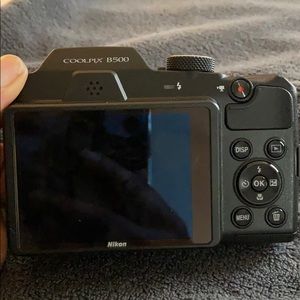 Nikon coolpix B500